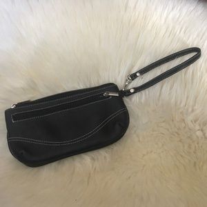 Cute leather wristlet NWOT
